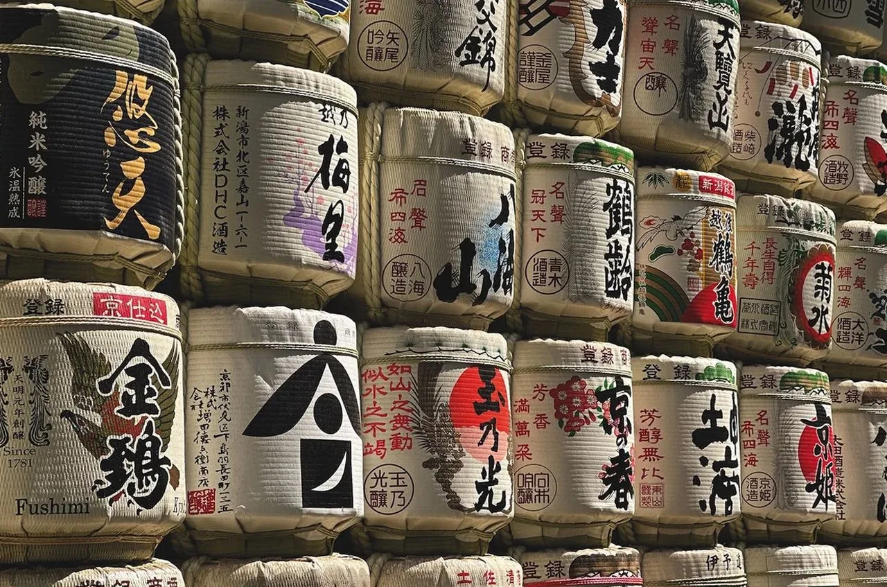 Understanding Sake: Key Elements and Serving Suggestions
