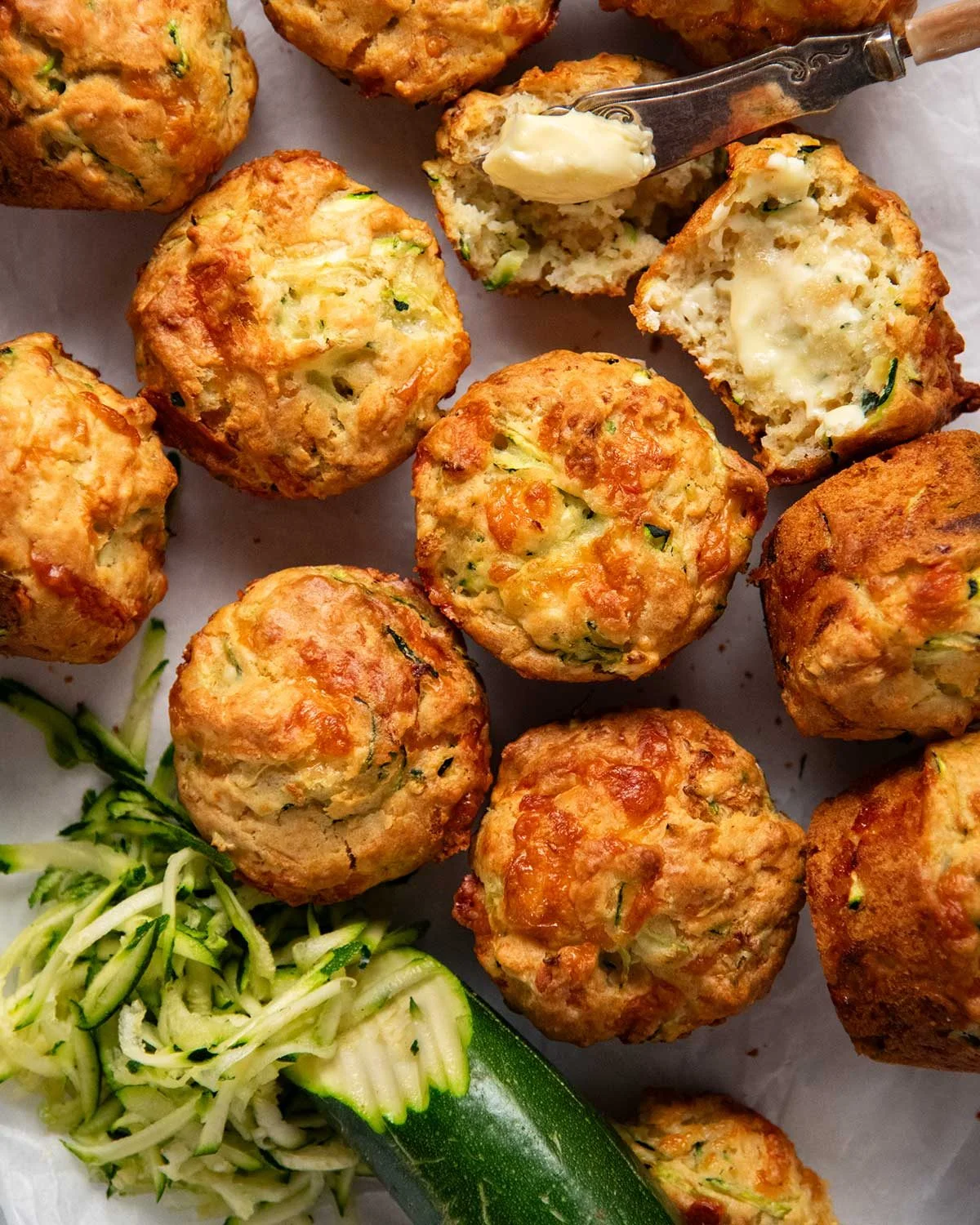 Delicious Cheesy Zucchini Muffins: A Savory Snack Everyone Will Love